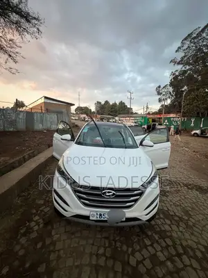 Hyundai Tucson 2018 White