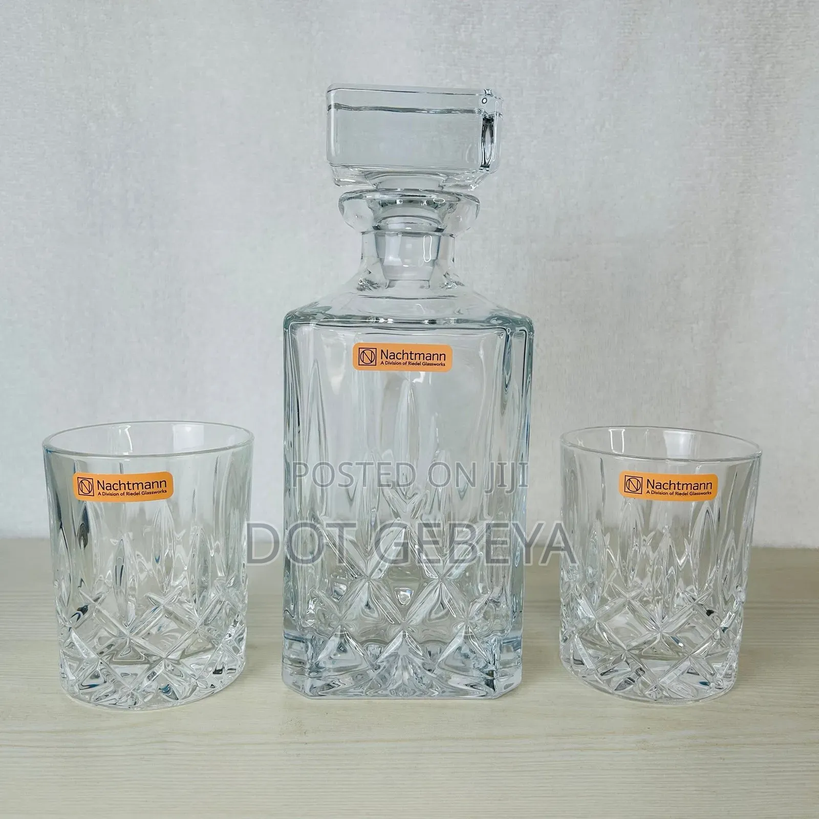 Delisoga Branded Glass Whiskey Decanter And Tumbler Set