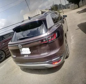 Volkswagen ID.6 2023