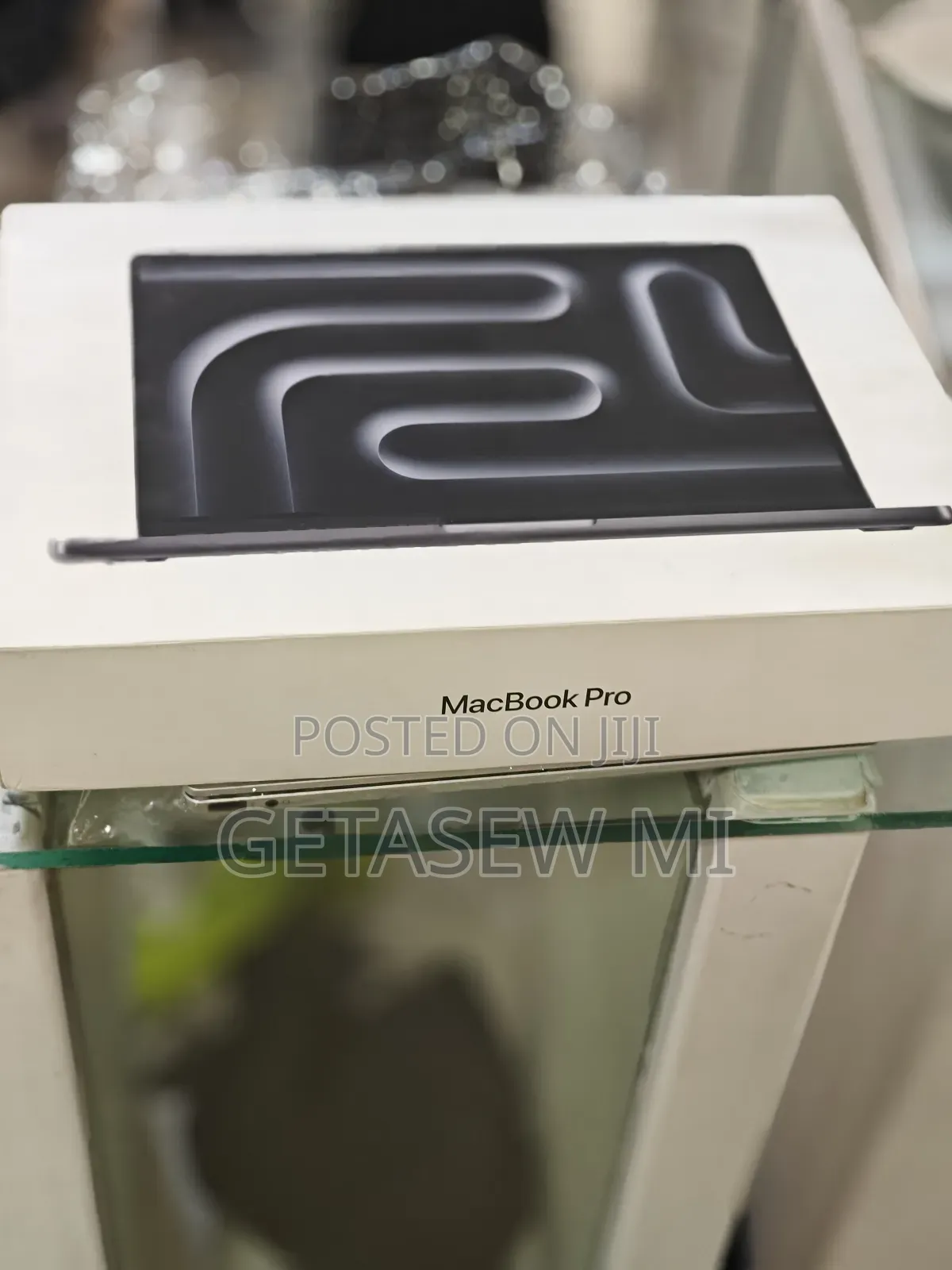 New Laptop Apple MacBook Pro 2024 M4 14-inch 16GB Apple M4 Pro SSD 1T