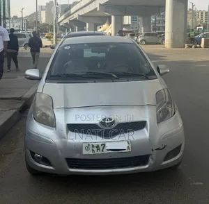 Toyota Yaris 1.0 VVT-i 2008 Silver