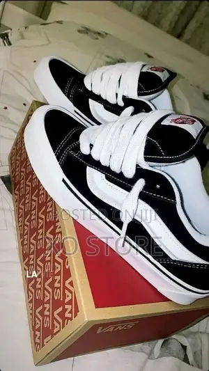 Vans Knu School