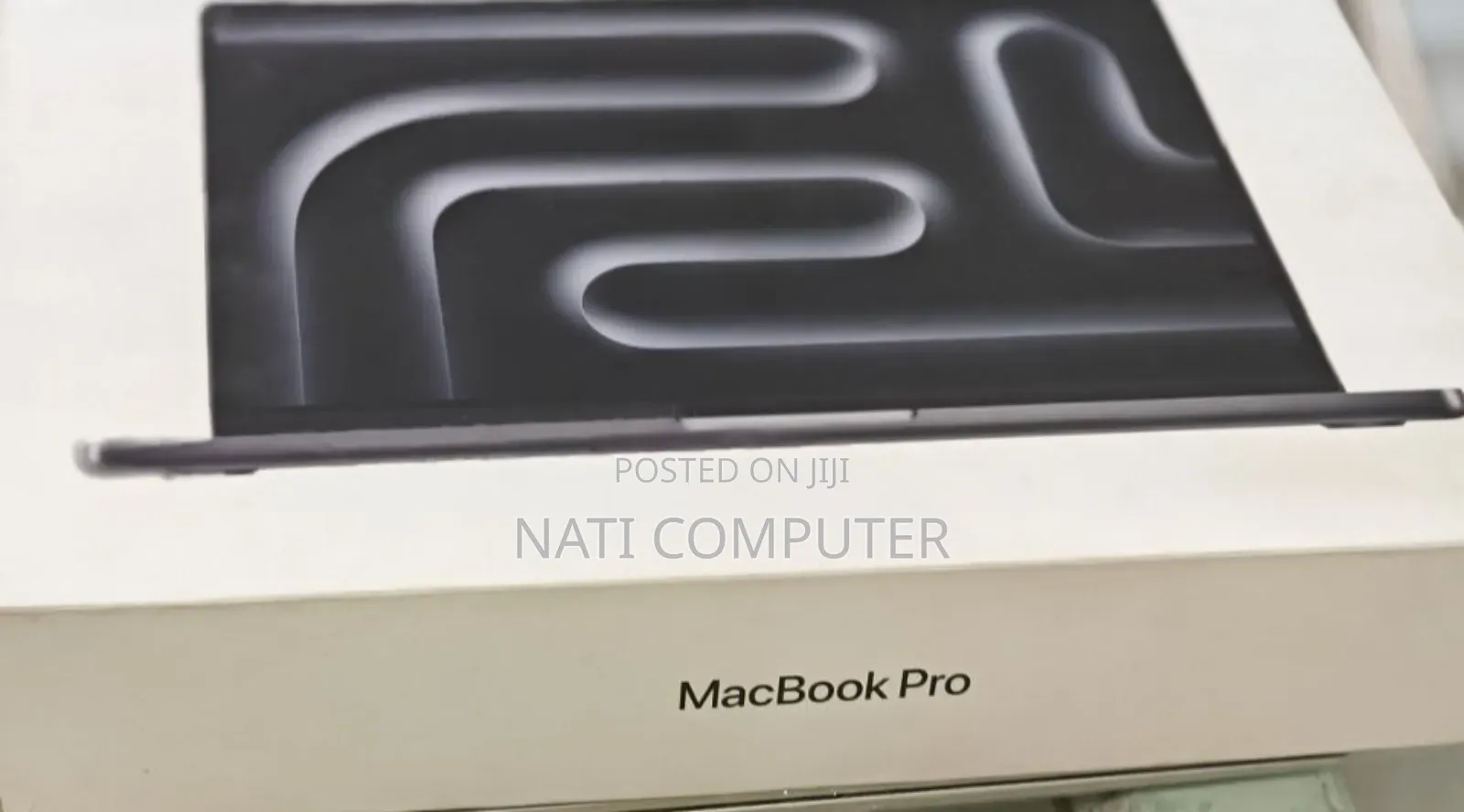 New Laptop Apple MacBook Pro 2024 M4 14-inch 16GB Apple M4 SSD 1T