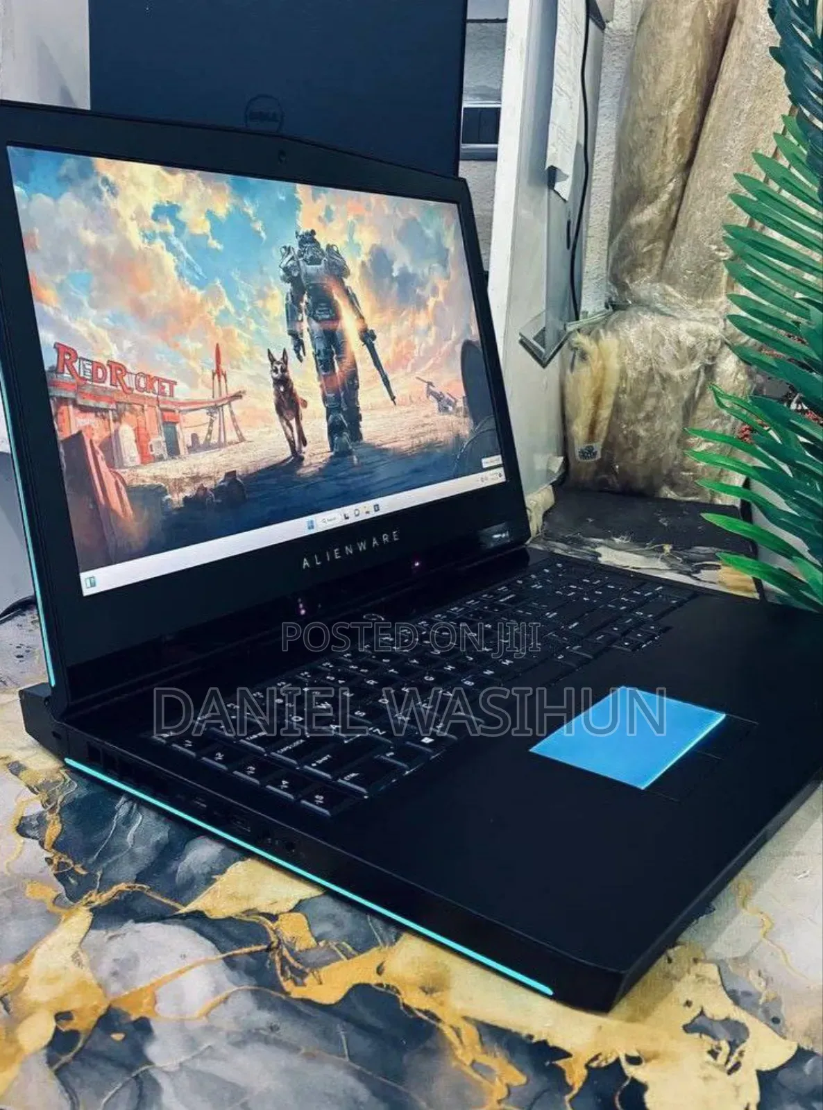 New Laptop Alienware Area-51m 16GB Intel Core i7 SSHD+SSD 1T