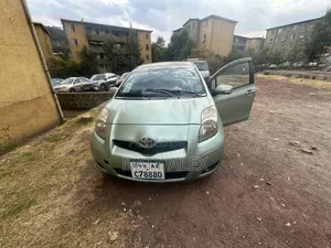 Toyota Yaris 1.0 VVT-i 2007 Green