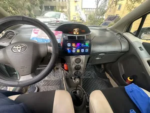 Toyota Yaris 1.0 VVT-i 2007 Green