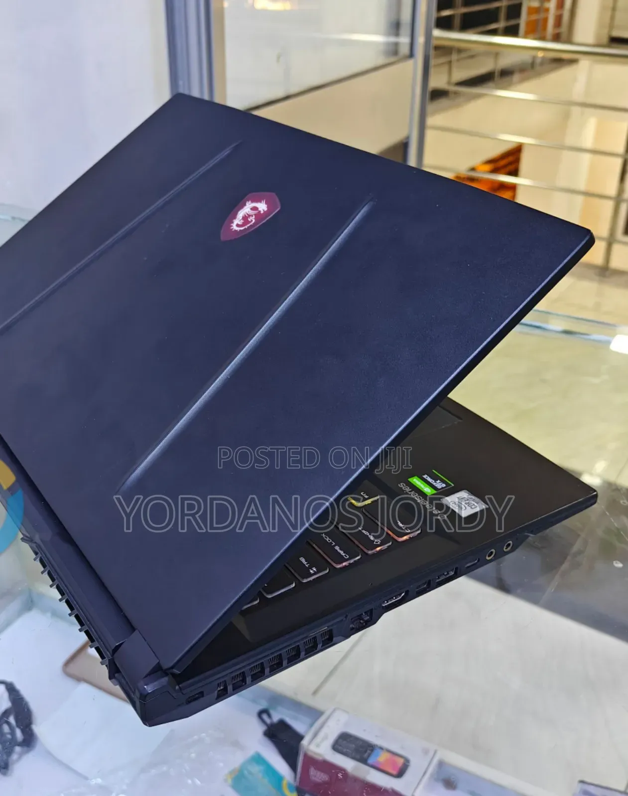 New Laptop MSI GL75 Leopard 16GB Intel Core i7 SSD 512GB