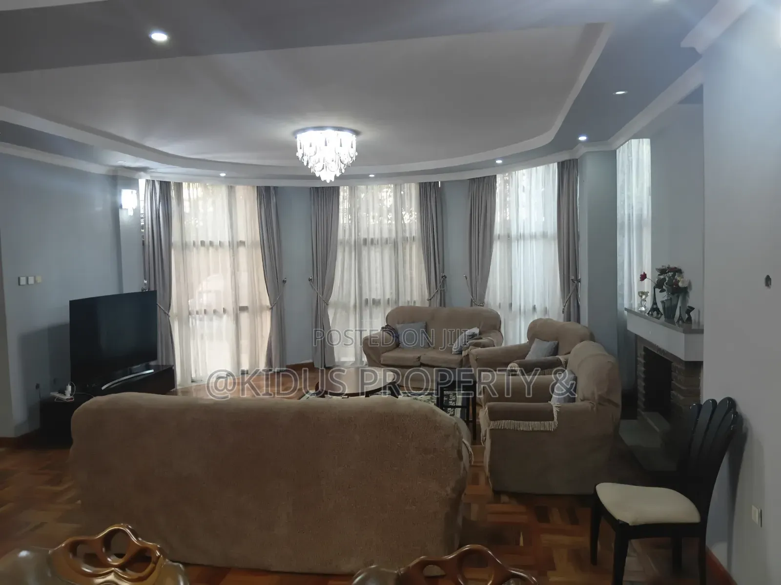 Furnished 3bdrm Townhouse / Terrace for rent