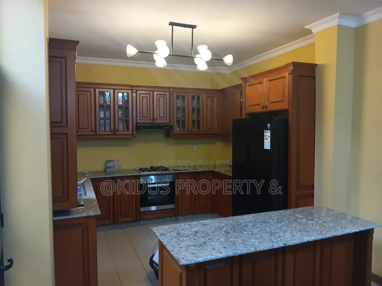 Furnished 3bdrm Townhouse / Terrace for rent