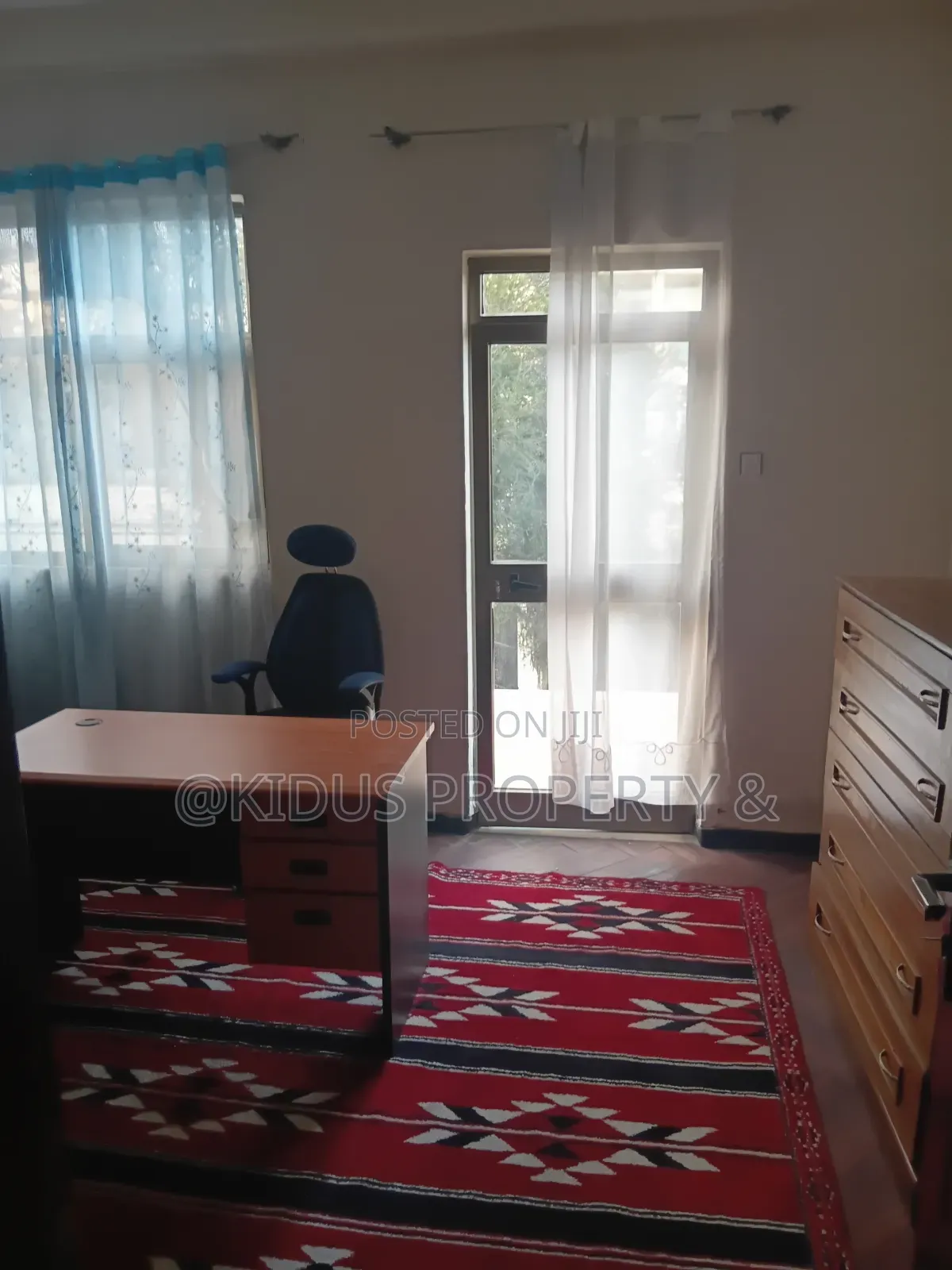 Furnished 3bdrm Townhouse / Terrace for rent