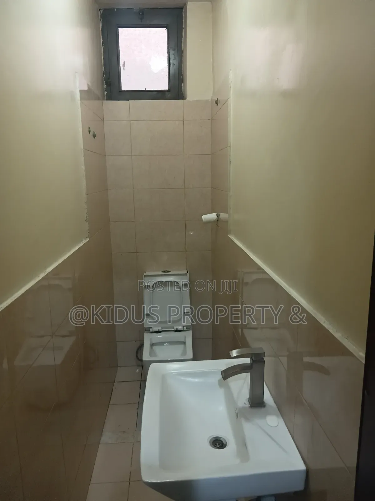 Furnished 3bdrm Townhouse / Terrace for rent