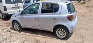 Toyota Vitz 2003 Silver