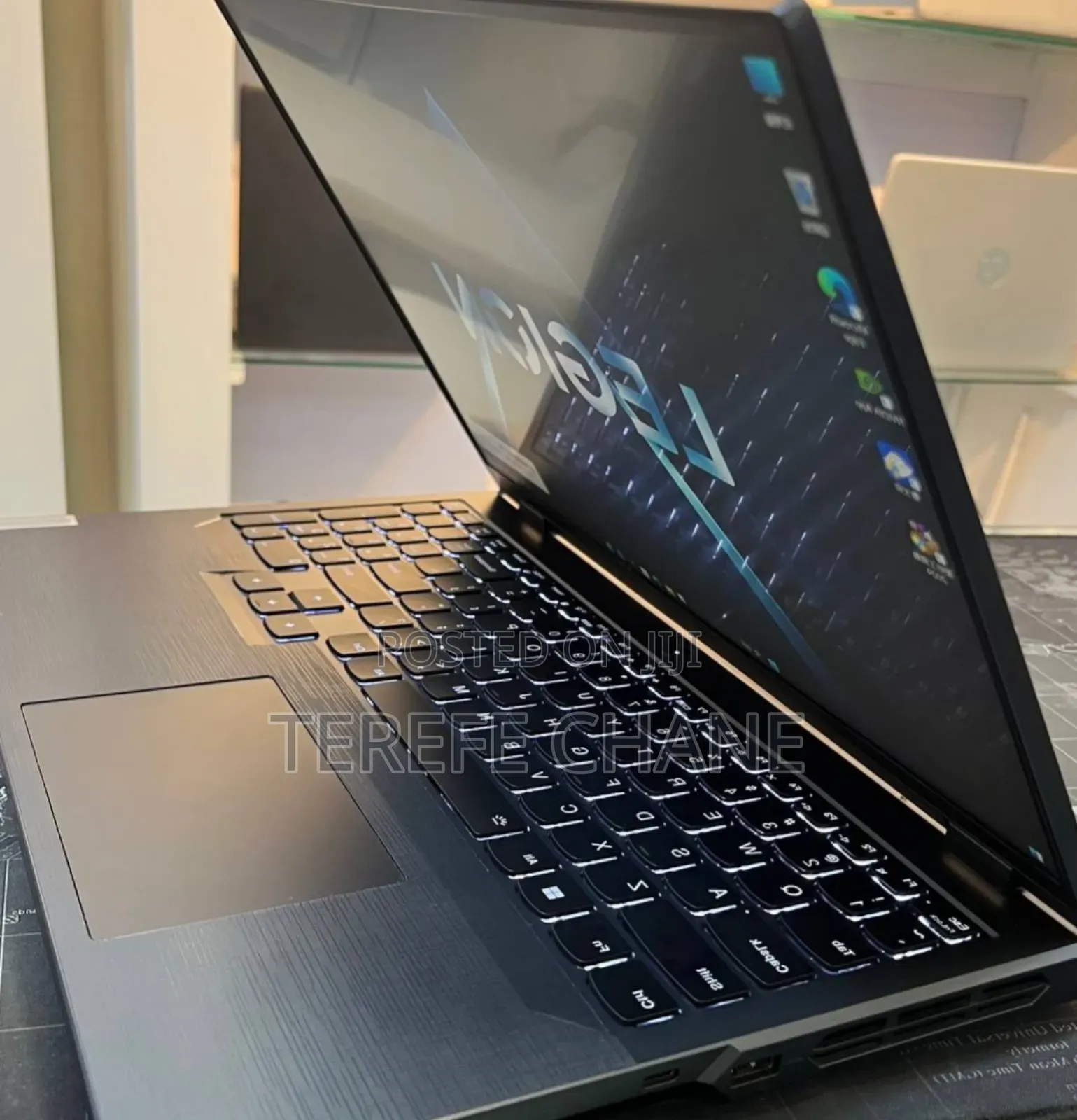 New Lenovo Legion Y7000P IRX9 Gaming Laptop 16GB Intel Core i9 SSD 1T