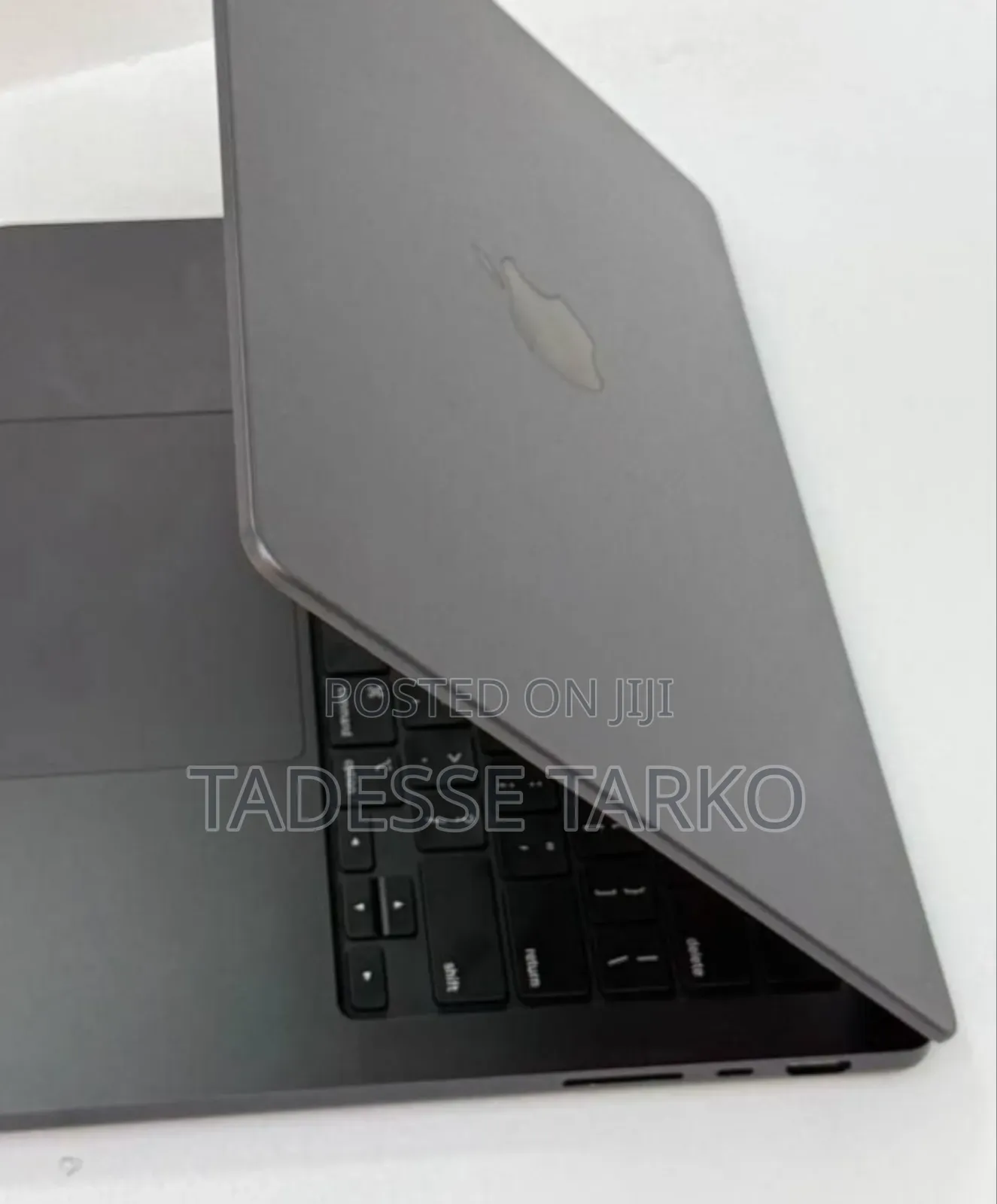 New Apple MacBook Pro 2023 M3 Pro 14-inch 16GB Apple M3 Pro SSD 512GB