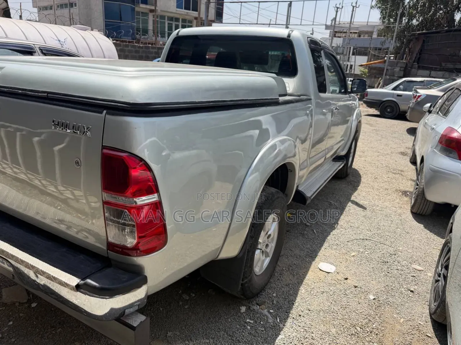 Toyota Hilux 2011 Gray