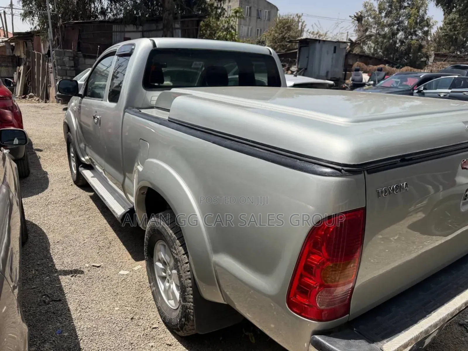 Toyota Hilux 2011 Gray