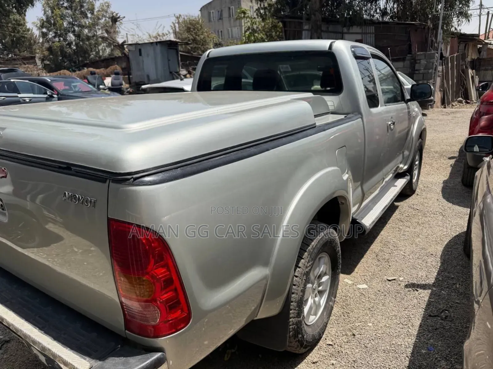 Toyota Hilux 2011 Gray