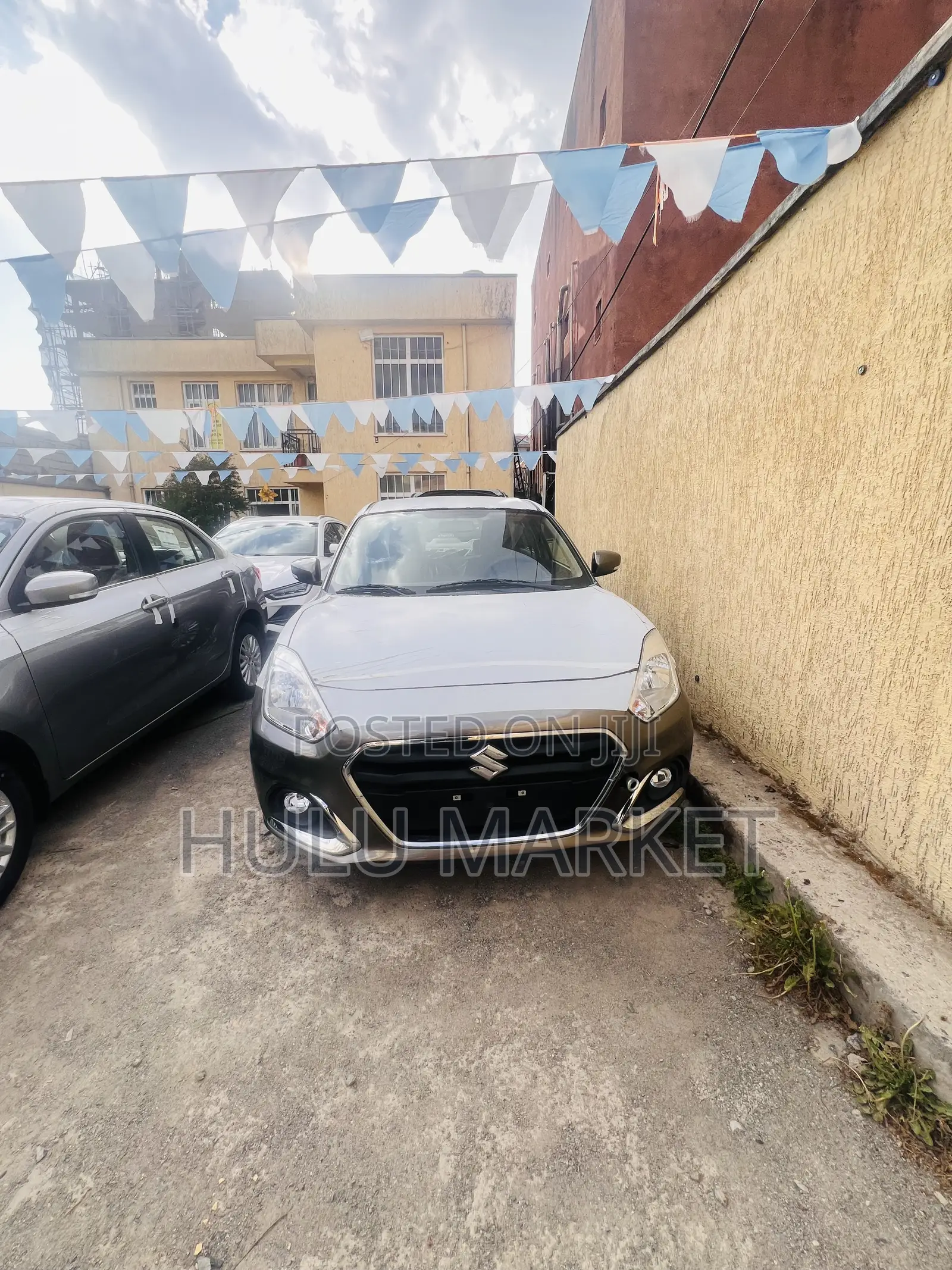 New Suzuki Dzire 2023 Gray