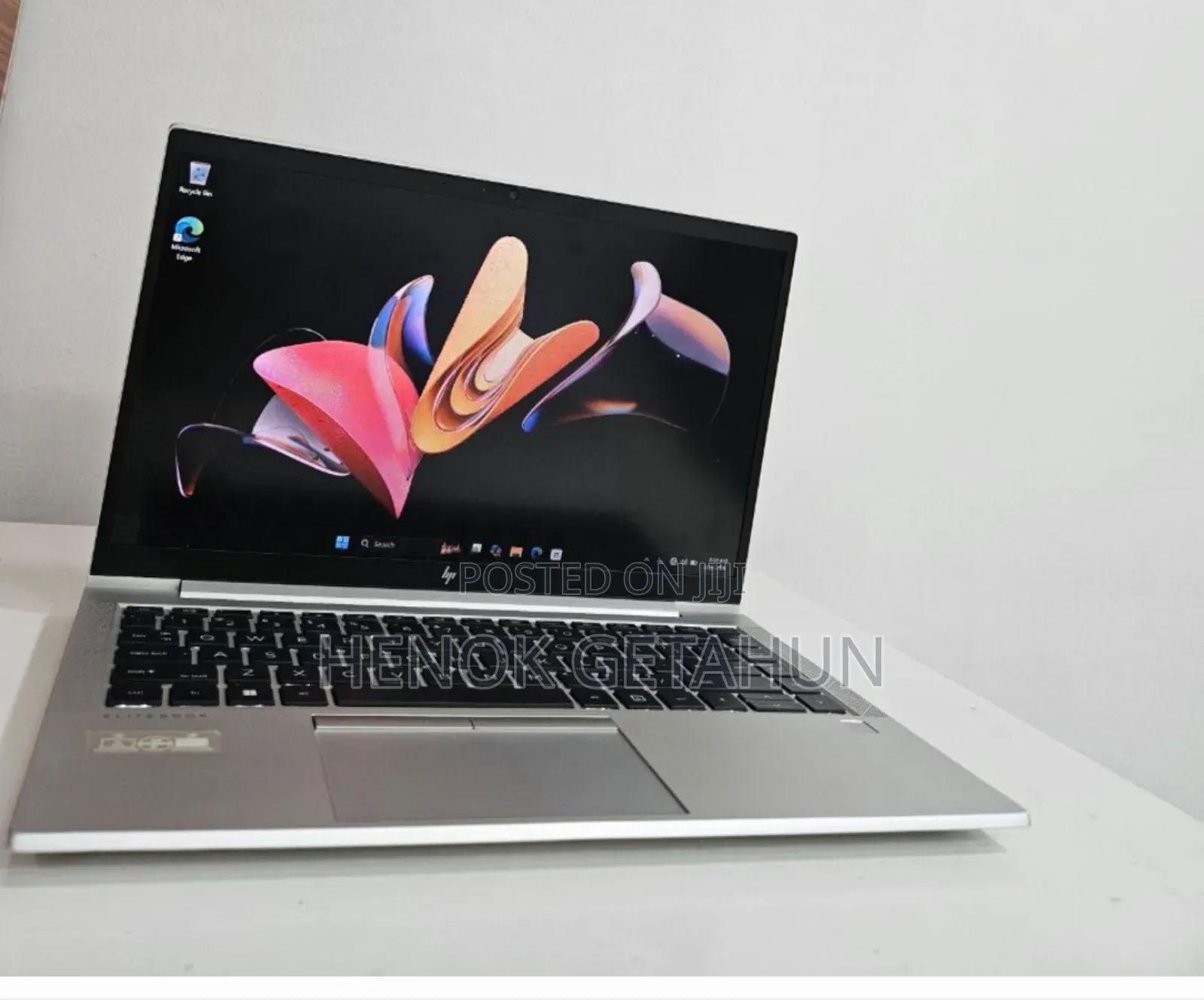 New Laptop HP EliteBook 845 G8 16GB AMD Ryzen 5 SSD 512GB