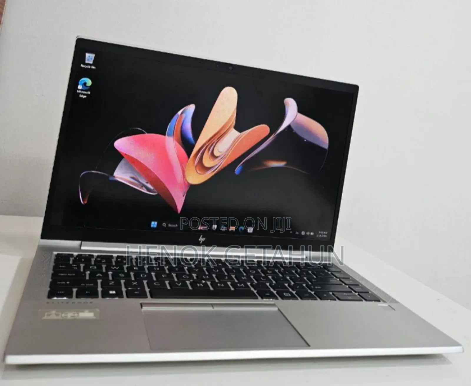 New Laptop HP EliteBook 845 G8 16GB AMD Ryzen 5 SSD 512GB