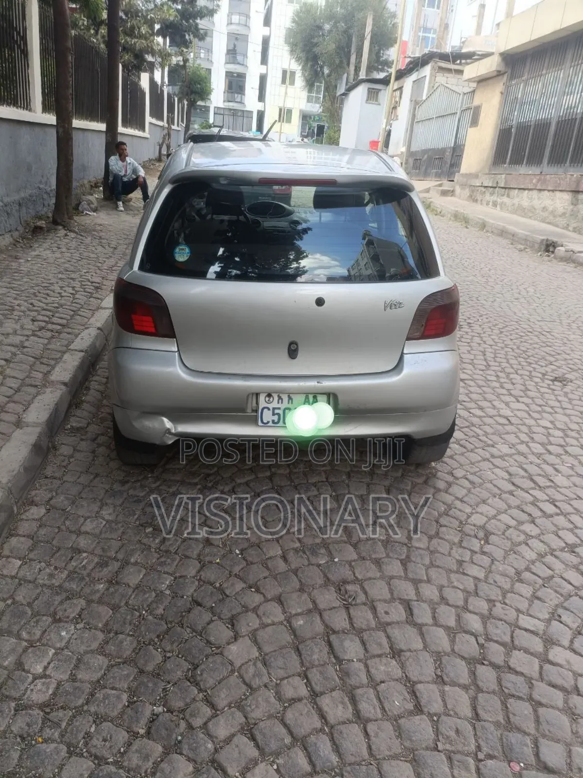 Toyota Vitz 2001 Silver