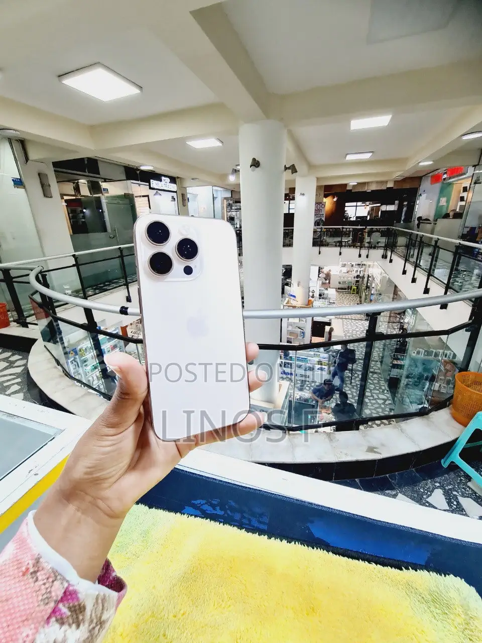 Apple iPhone 16 Pro 256 GB Gold