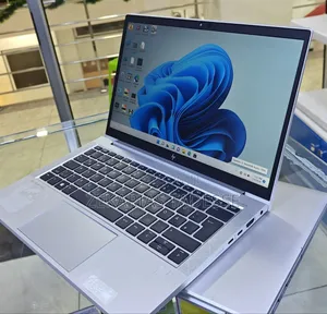 New Laptop HP EliteBook 845 G7 16GB AMD Ryzen 5 SSD 512GB