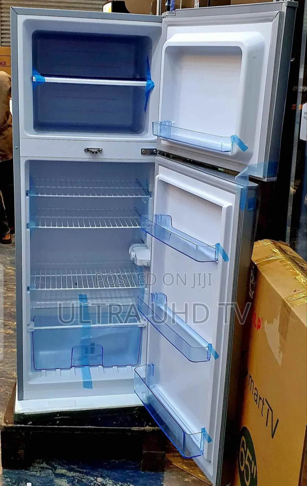 Aftron Top-Mount Refrigerator, Designed for Energy-Efficient