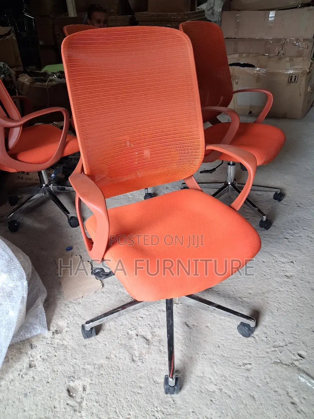 Medium Back Mesh Chair