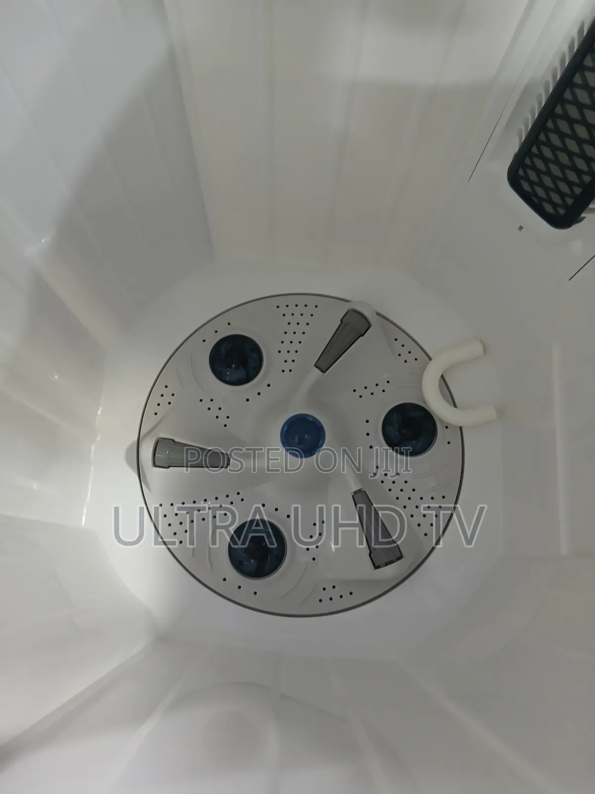Boss Semi-Automatic Washing Machine, Likely a 16kg