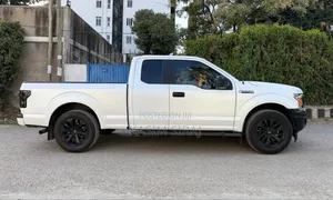 Ford F-150 XL 4x2 Regular Cab Styleside 6.5 ft. box 122 in. WB 2018