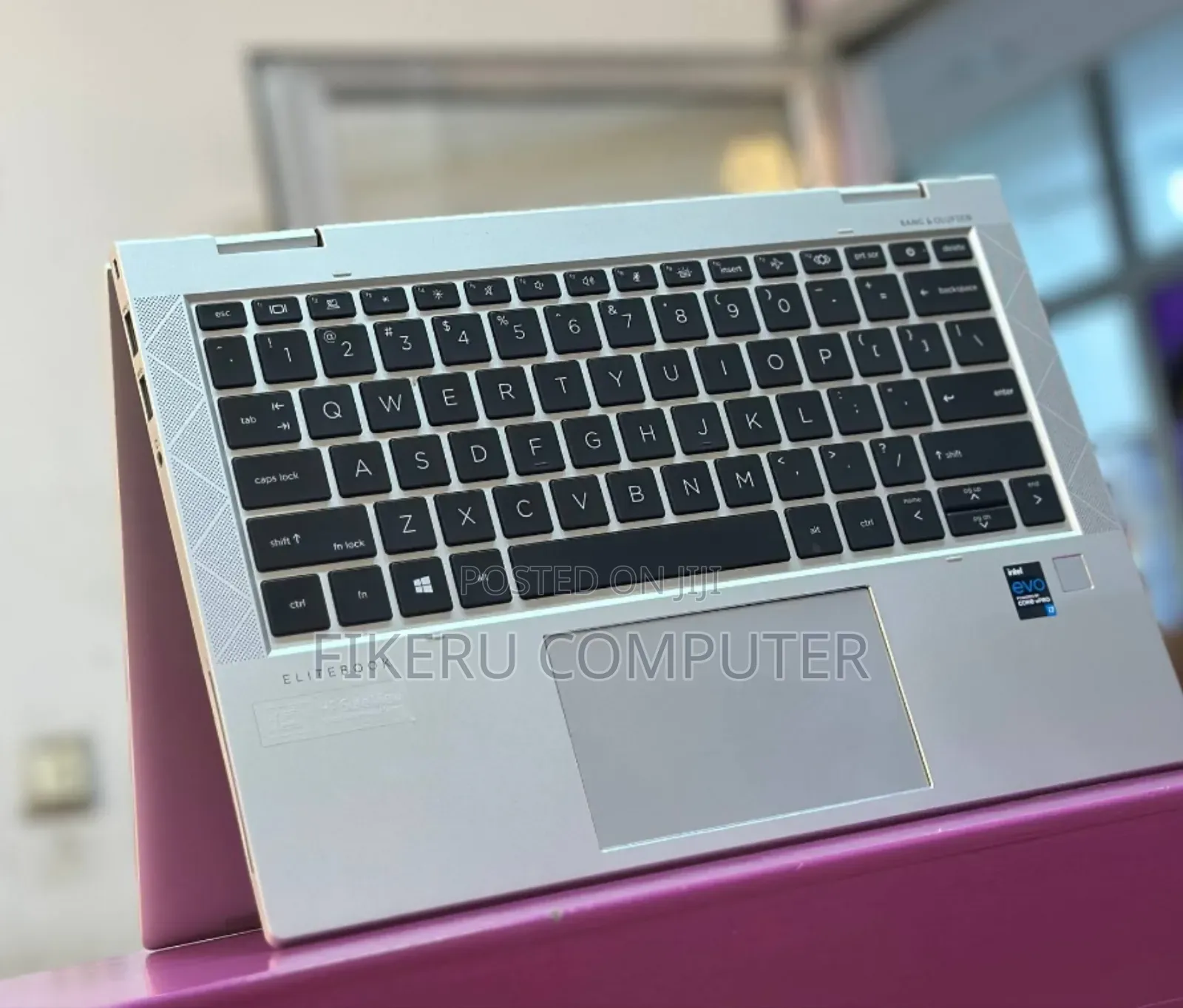 New Laptop HP EliteBook 830 G8 16GB Intel Core i7 SSD 512GB