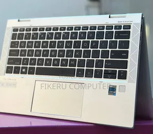 New Laptop HP EliteBook 830 G8 16GB Intel Core i7 SSD 512GB