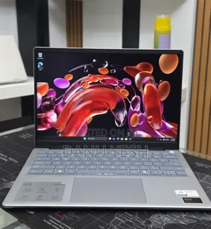 New Dell Inspiron 14 7440 2-in-1 16GB Intel Core Ultra 7 SSD 512GB