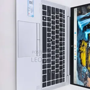 New Laptop HP EliteBook 845 G8 16GB AMD Ryzen 5 SSD 512GB