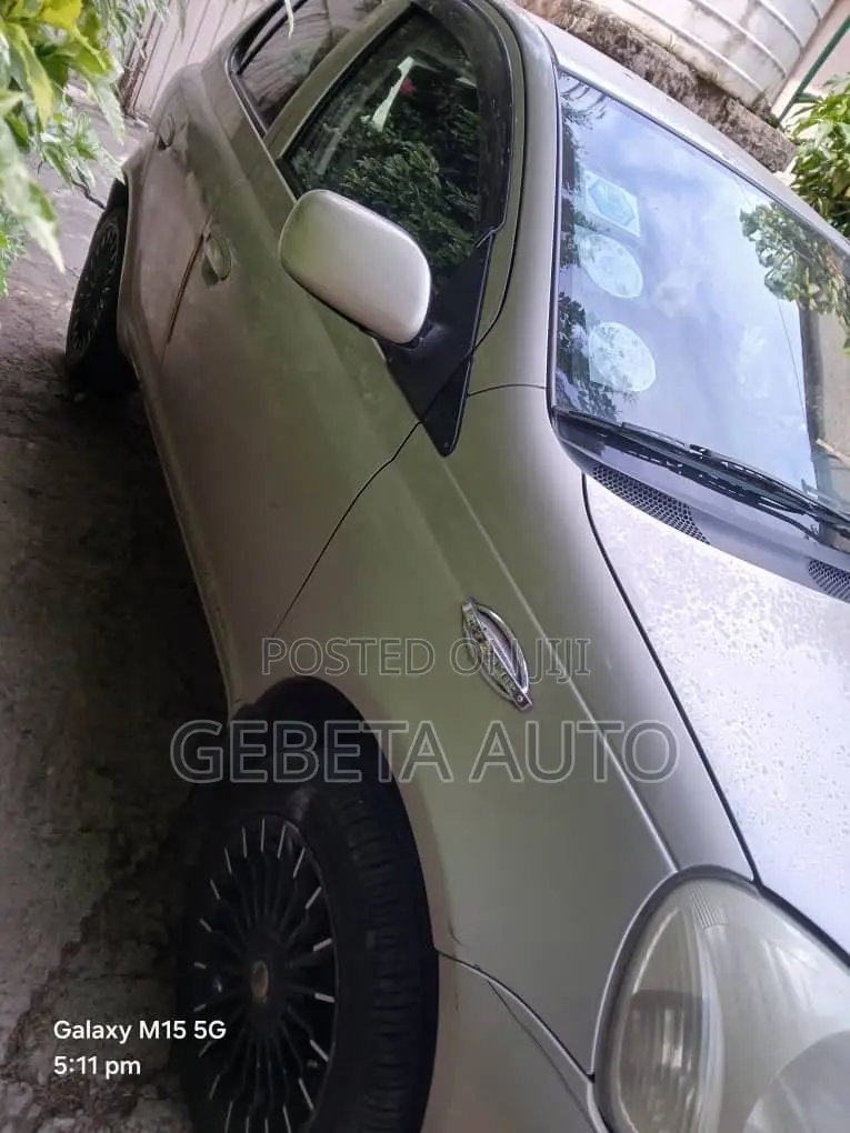 Toyota Vitz 2004