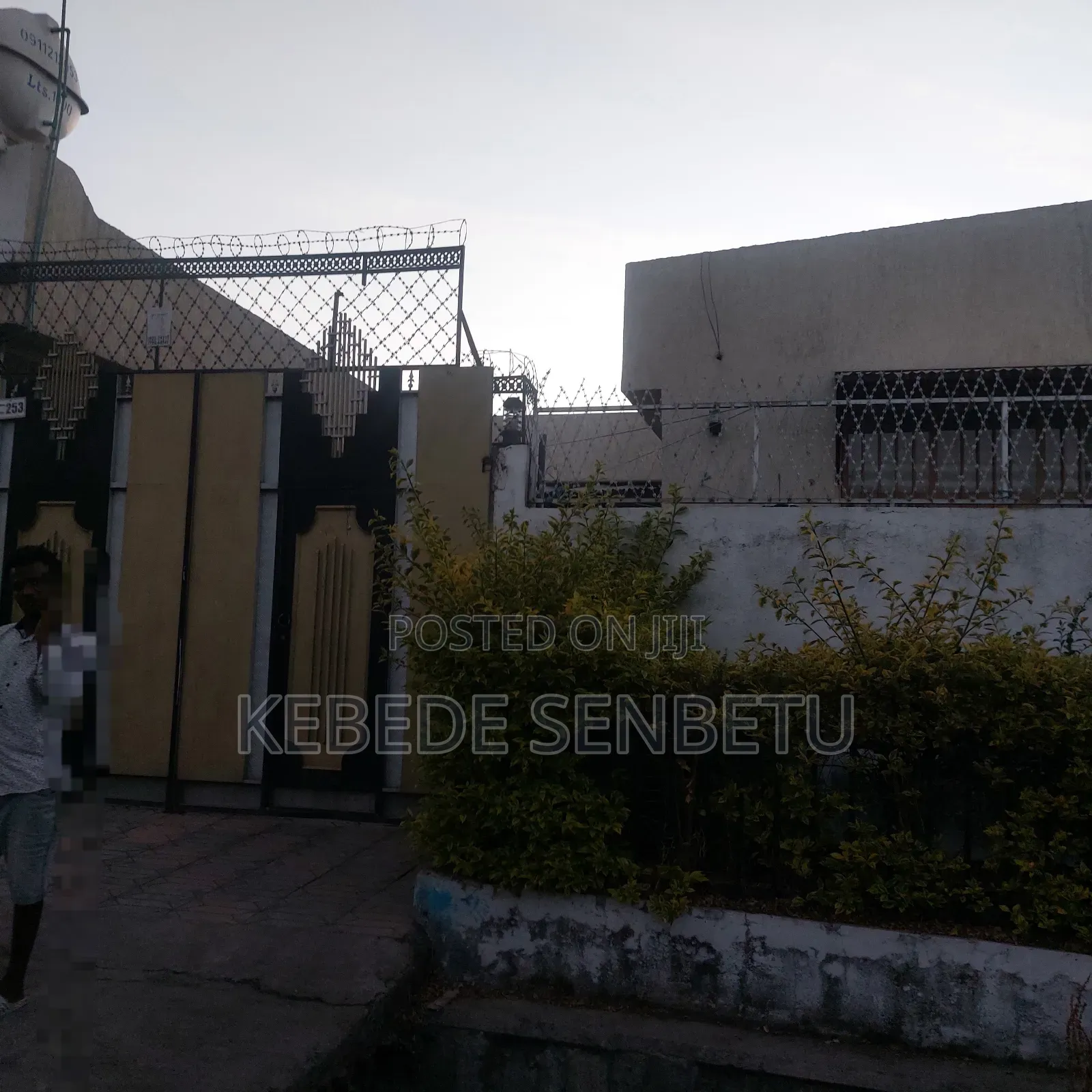 4bdrm House in East Shewa for sale