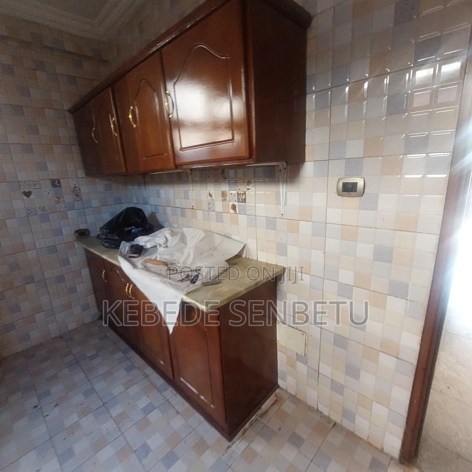 7bdrm House in East Shewa for rent