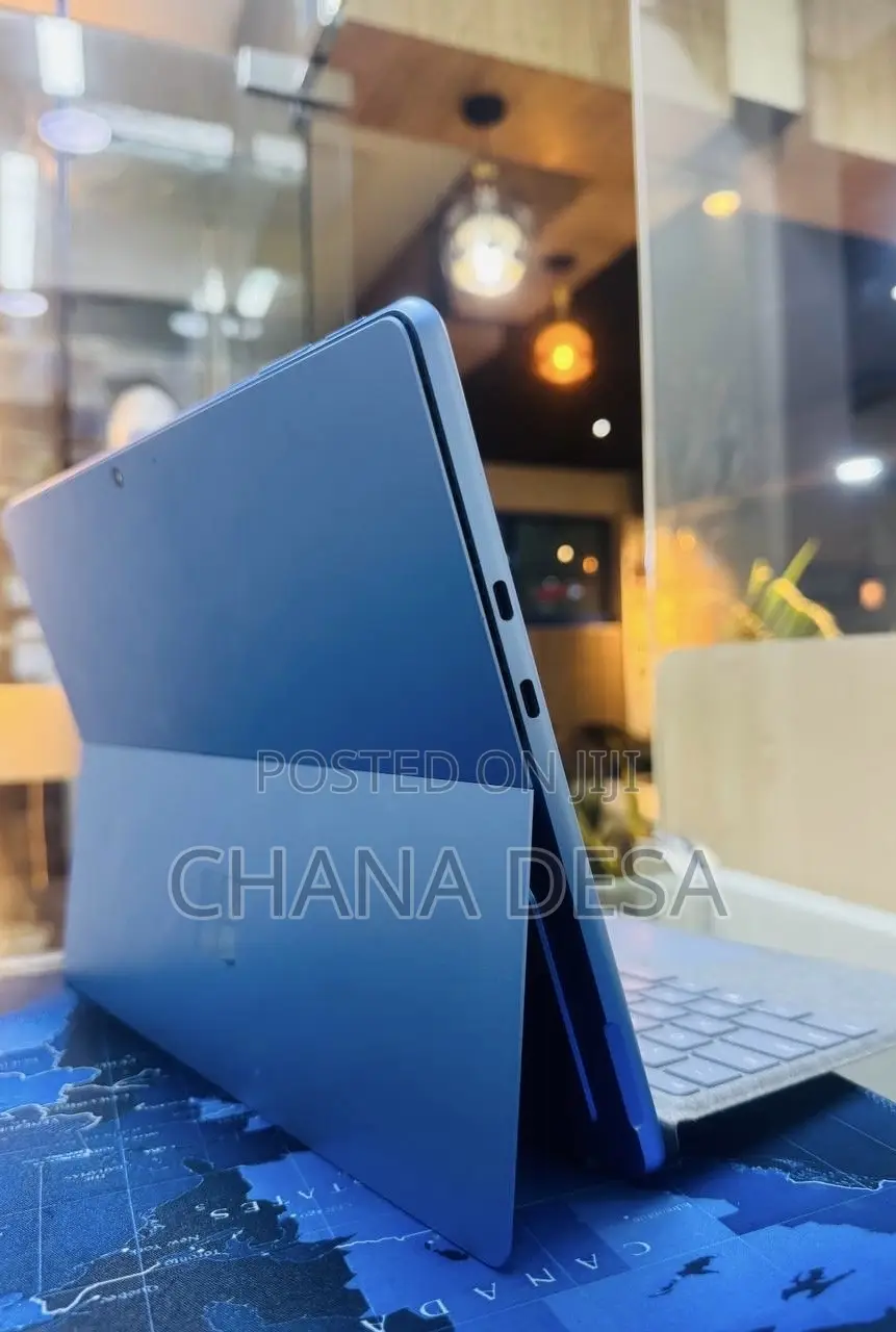 New Laptop Microsoft Surface Pro 9 16GB Intel Core i5 SSD 256GB