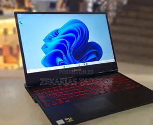 New Laptop Lenovo 8GB Intel Core i7 HDD+SSD 1T