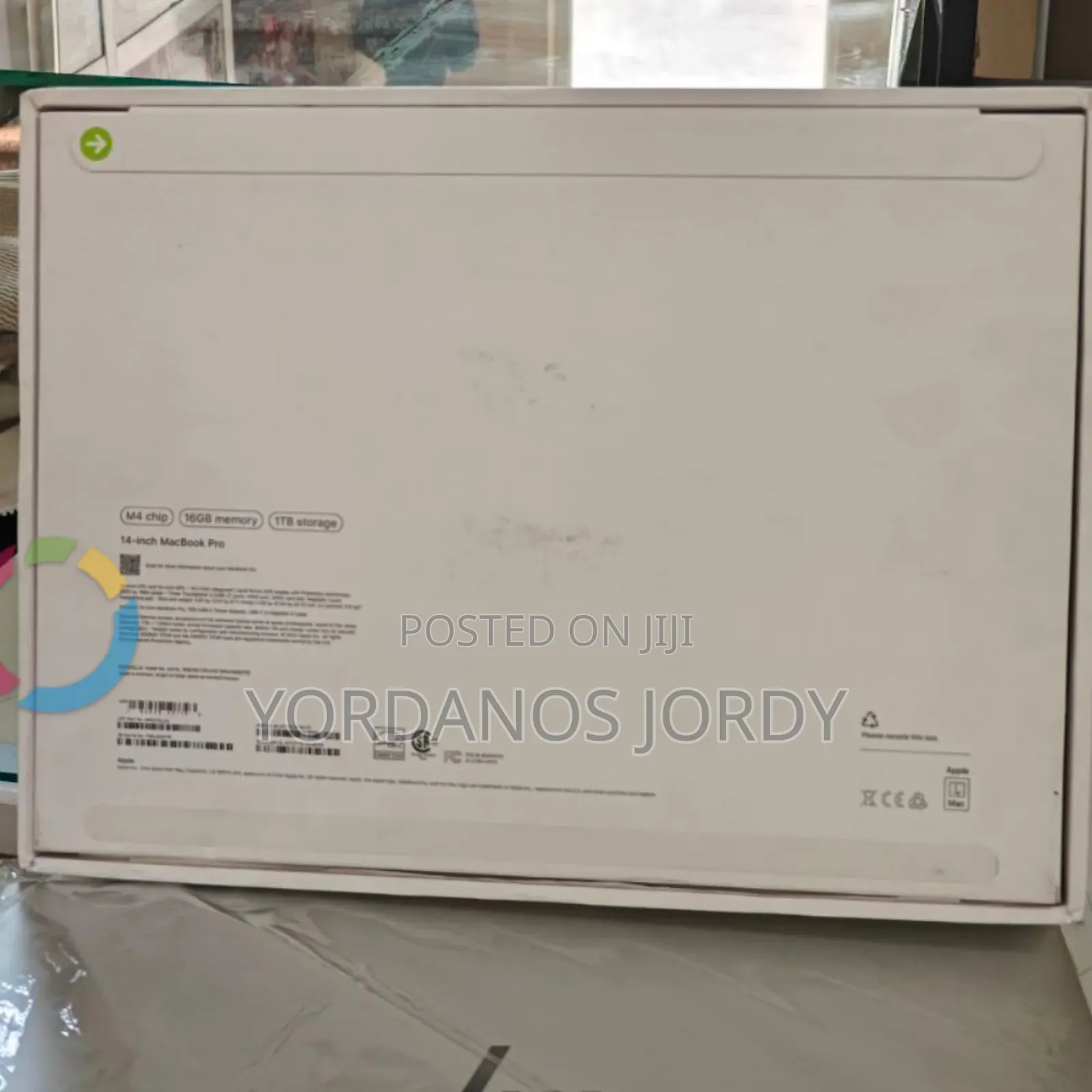 New Laptop Apple MacBook Pro 2024 M4 14-inch 16GB Apple M4 SSD 1T