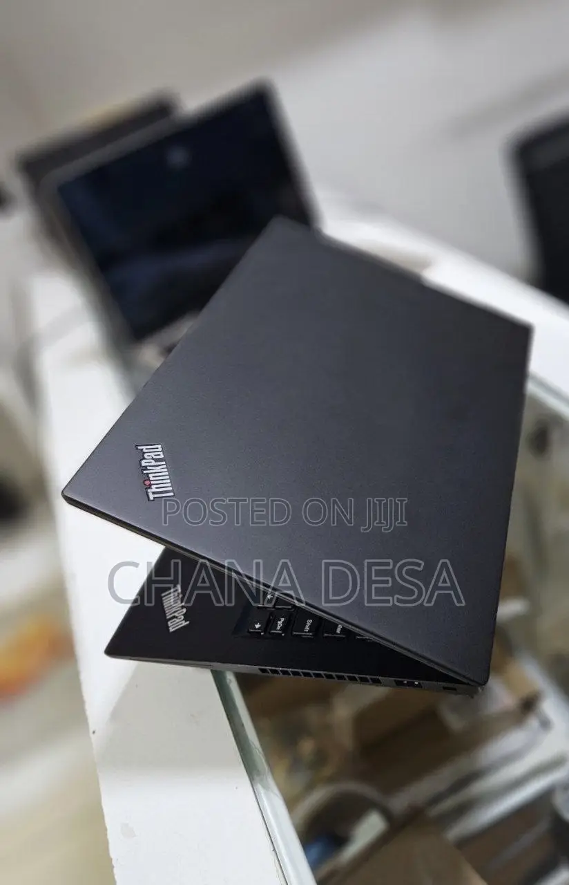 New Laptop Lenovo ThinkPad t495s 16GB Intel Core i7 SSD 512GB