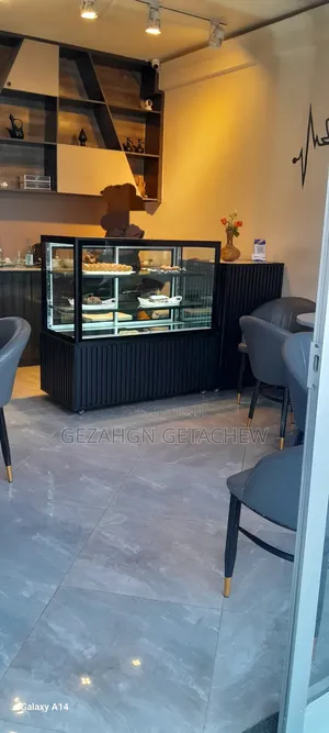 Cake Display