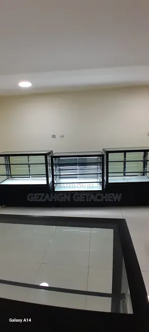 Cake Display