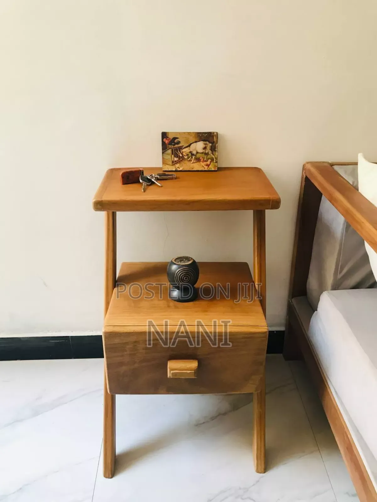Stylish Top Table Drawer(Wanza)