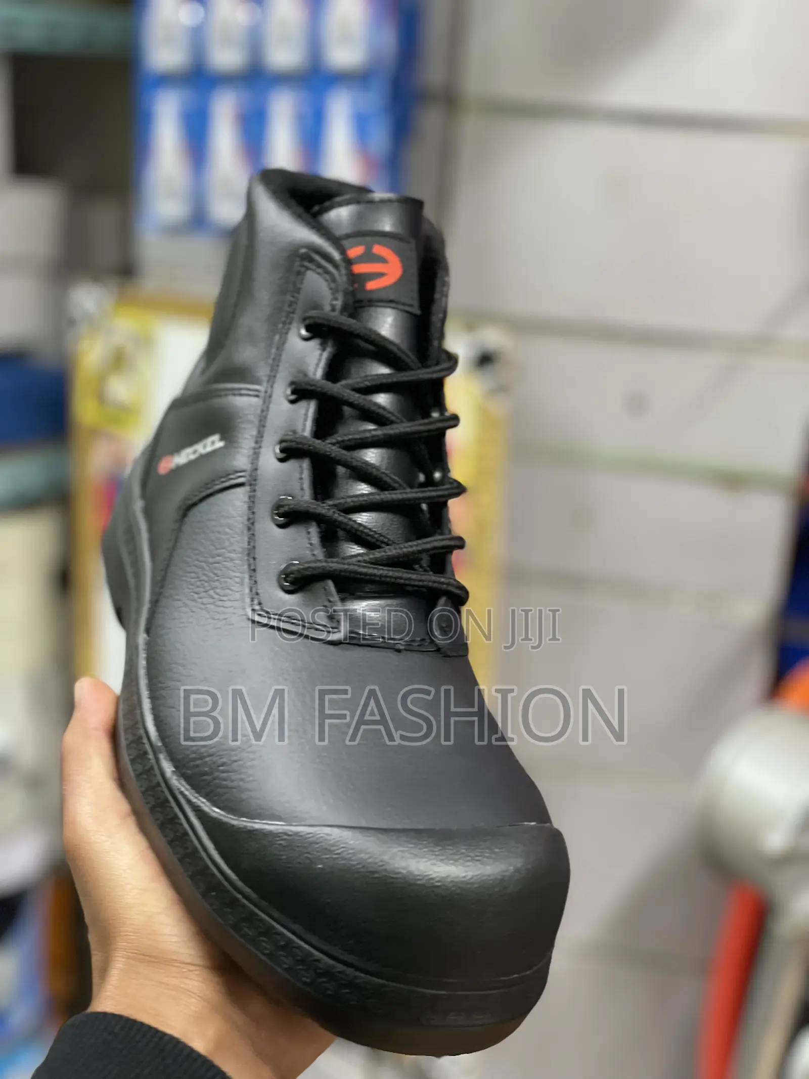 Heckel Quality Safety Boots for Construction Workers