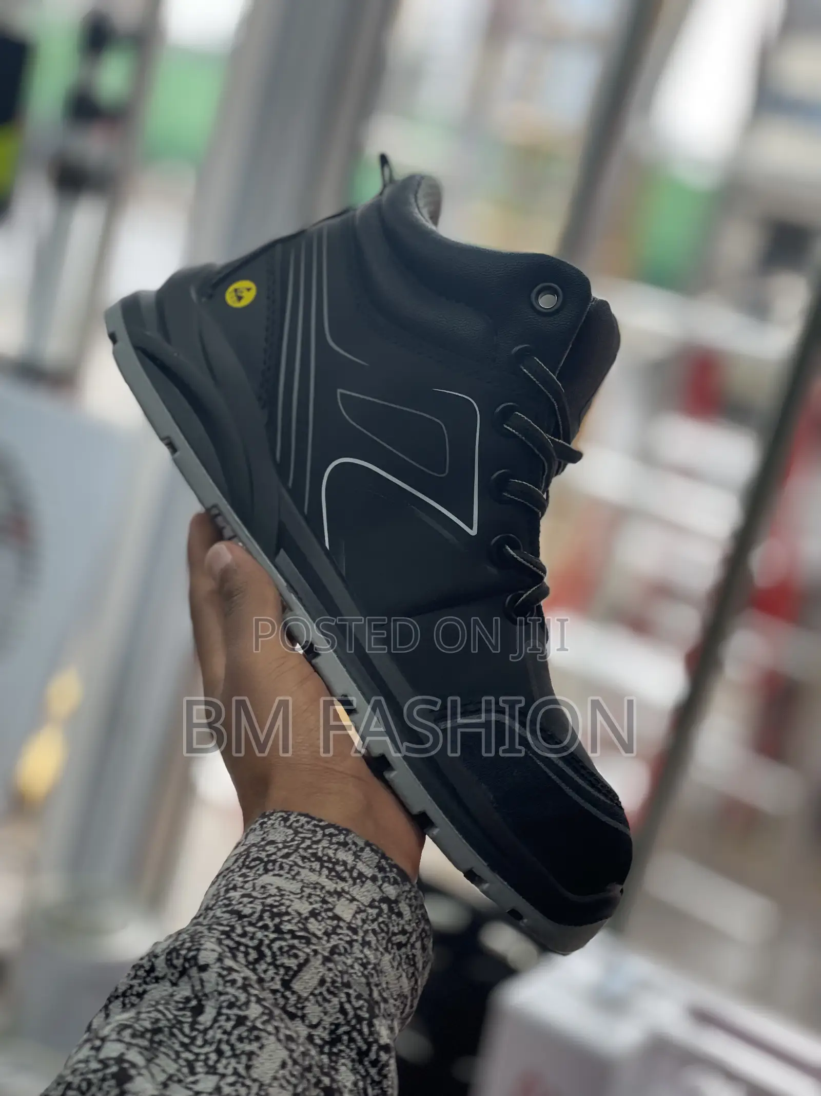 Safety Jogger Ankle Boots Black Elegant Safeties
