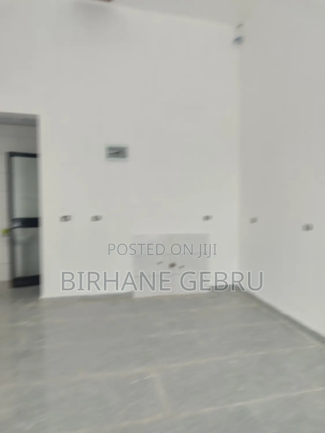 Space Rent for Cafe Berger .Jouice and Other