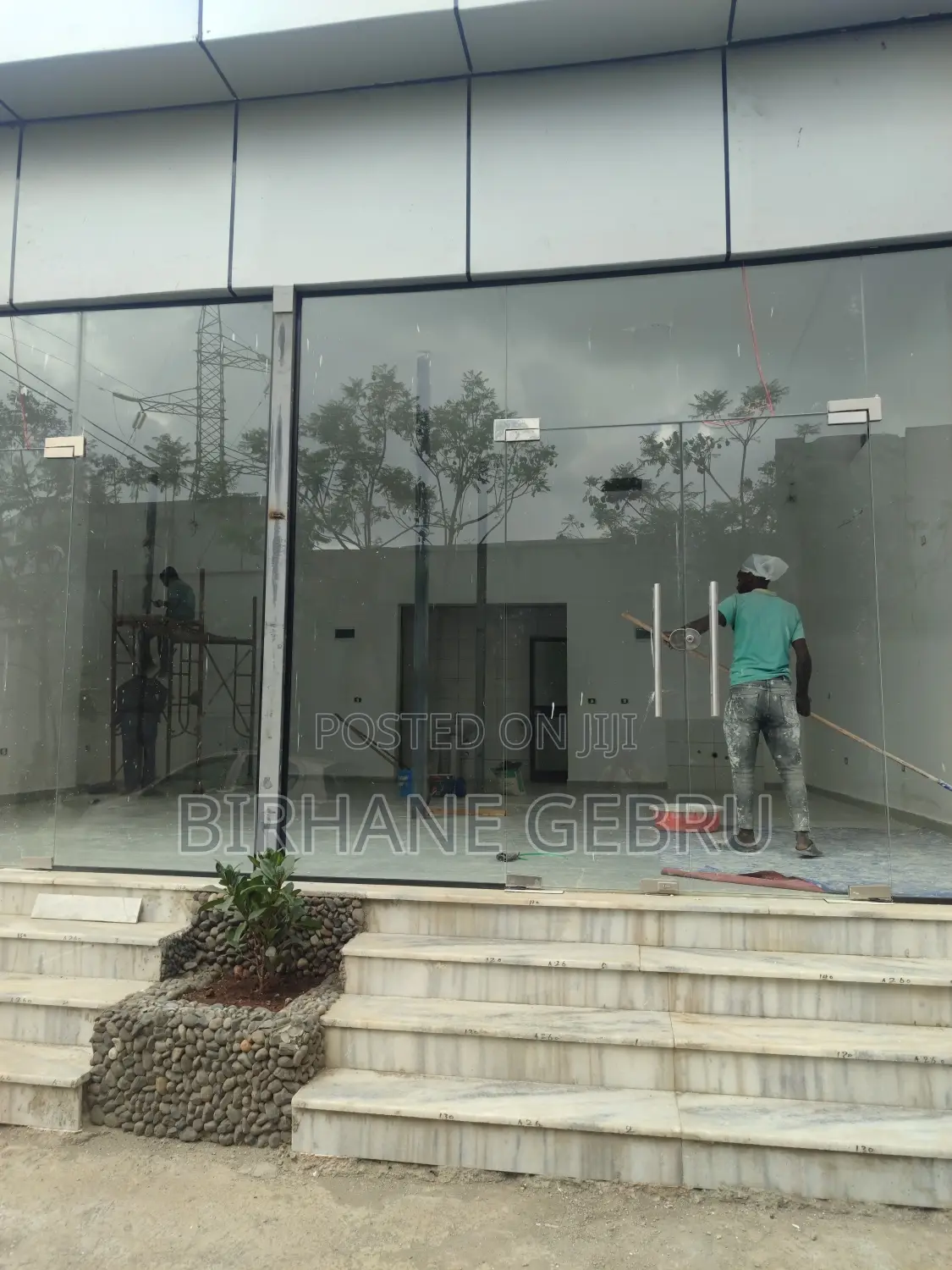 Space Rent for Cafe Berger .Jouice and Other