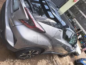 Toyota C-HR 2018 Silver